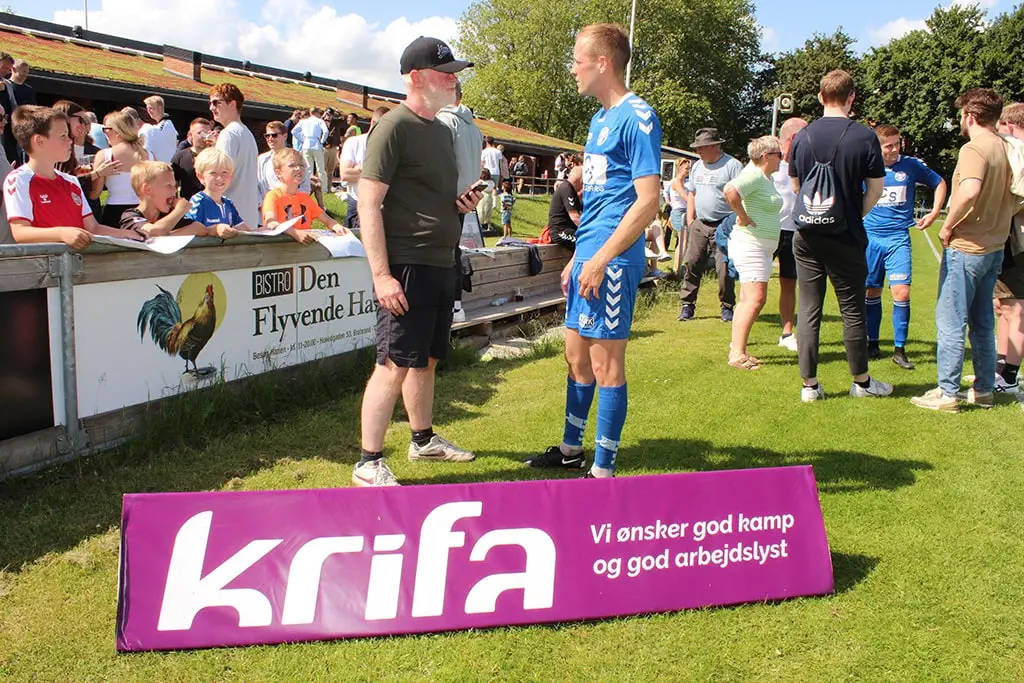 Brabrand Divisions Fodbold ApS Brabrand Erhvervsforening 03 LuksusBank forretningsbillede - Brabrand Erhvervsforening 01